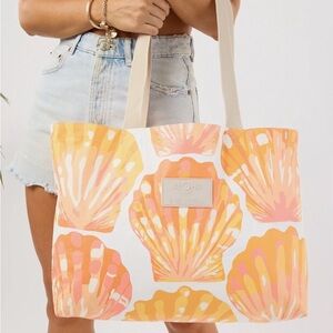 ALOHAS Beach Tote in Peach, Cream & Coral Shell Print